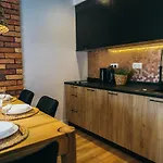 Przytulny Stone Hill Basen Centrum Apartmán
