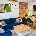 Apartment Przytulny Stone Hill Basen Centrum