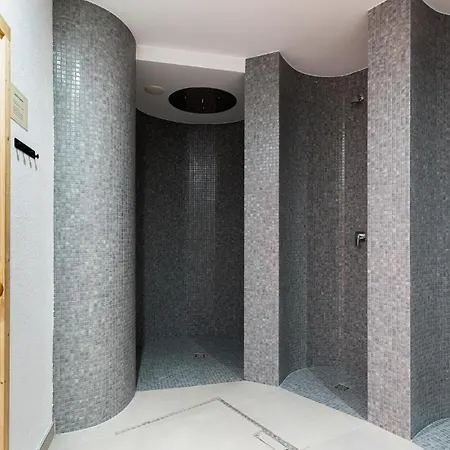 Przytulny Stone Hill Apartment